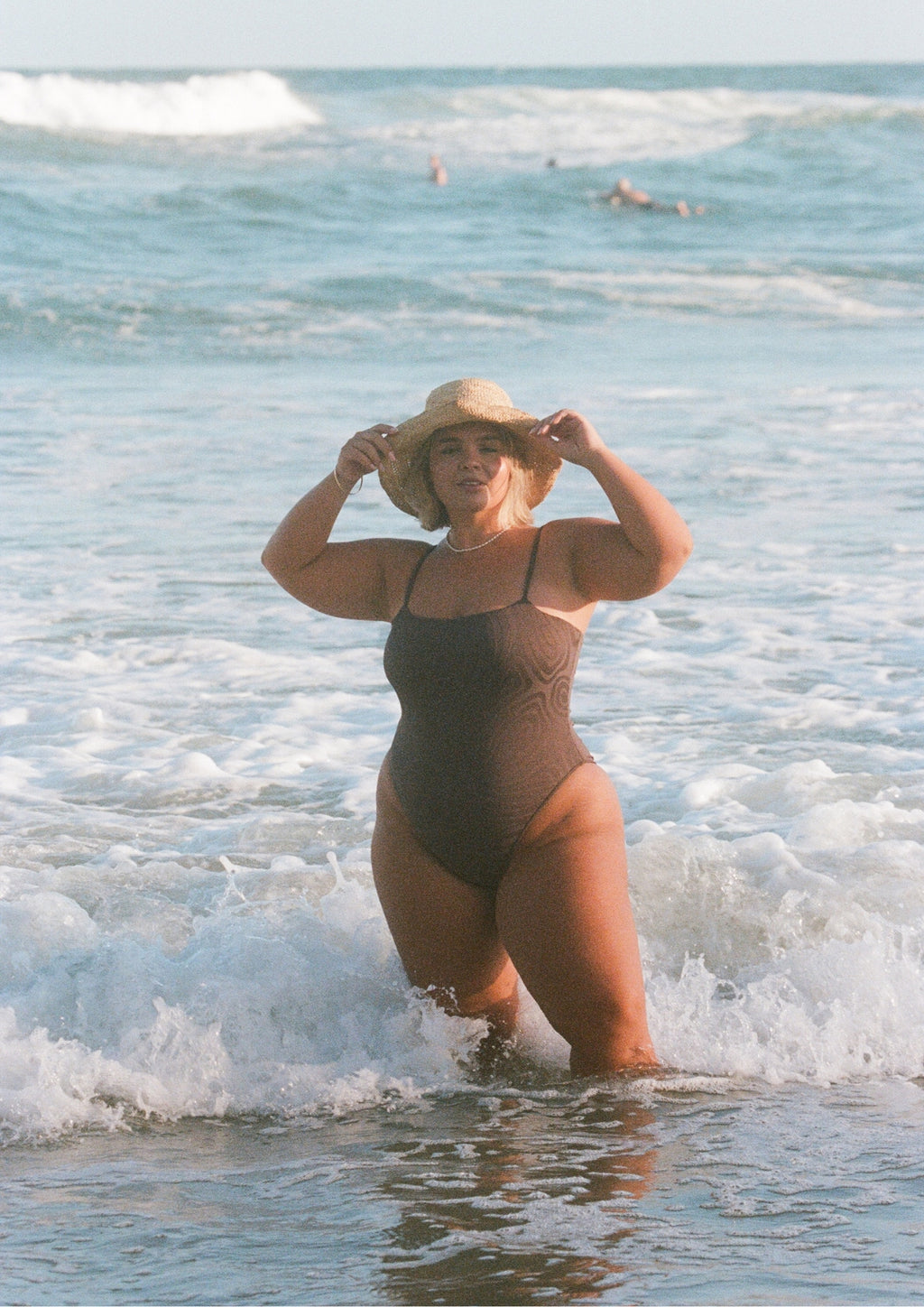 Sierra Straight Neck One Piece - Cacao
